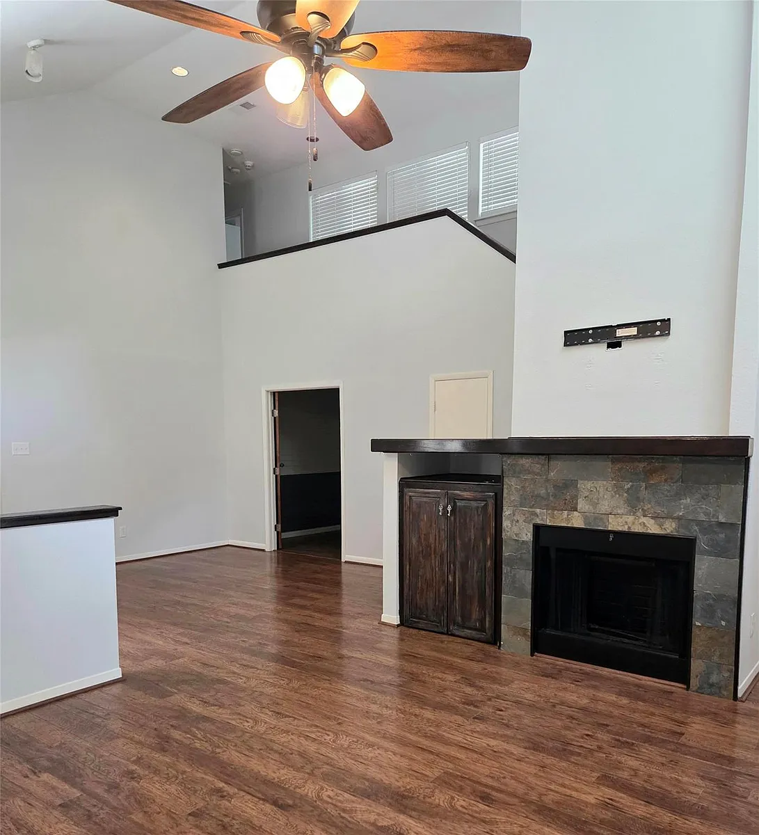 Building Photo - 58 Breezy Point Pl
