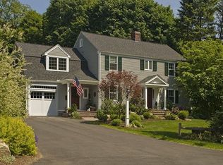 20 Clovelly Rd, Wellesley, MA 02481