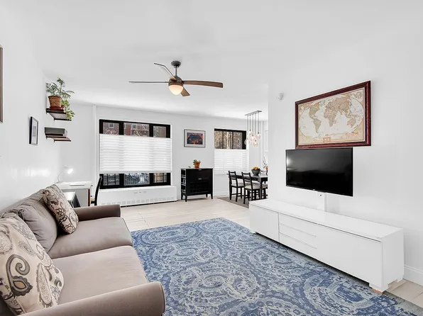 361 Clinton Ave #1F, Brooklyn, NY 11238