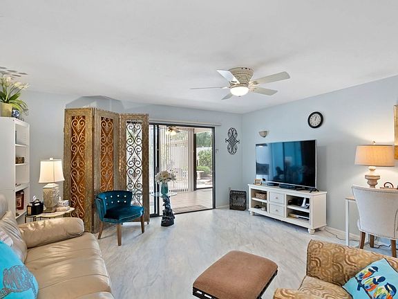3rd image of 141 Pinehurst Dr #141