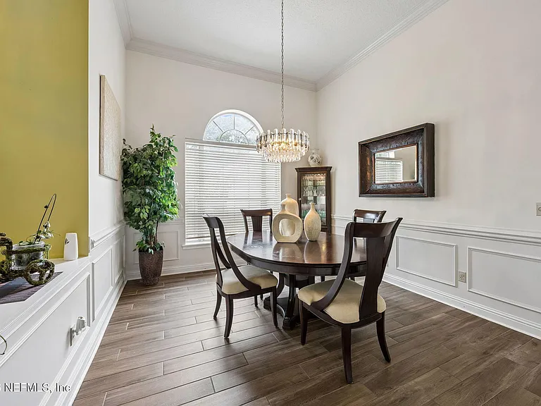 8342 Amherst Hills Ln — Photo 14