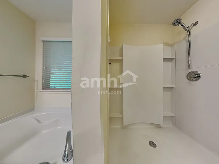 2474 Beal St — Photo 9