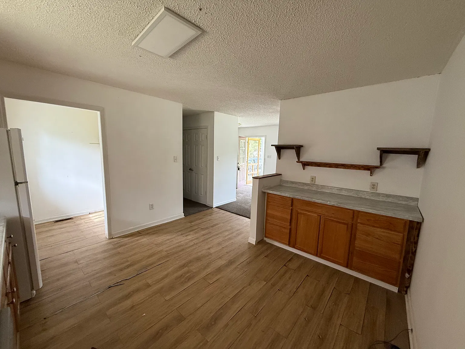 1662 Pineland St — Photo 3