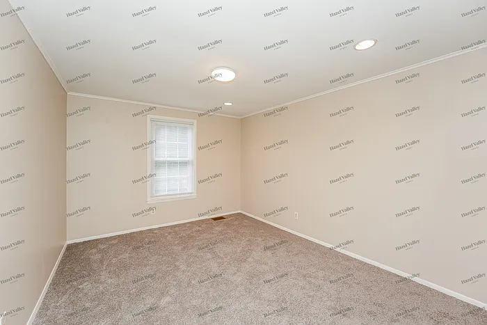7311 Trotter Ln — Photo 8