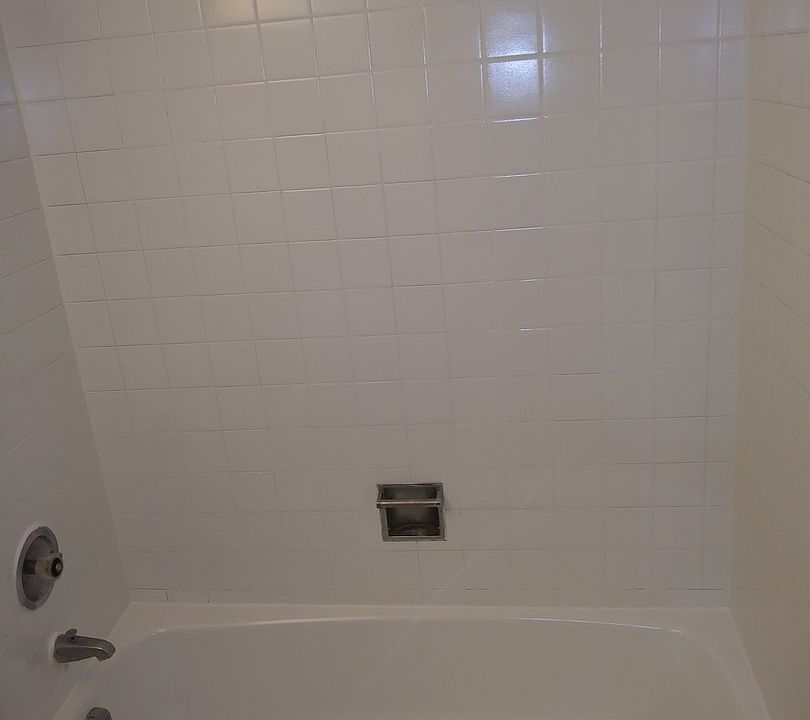 Heritage House Apartments 150 E Dekora St Saukville WI Zillow