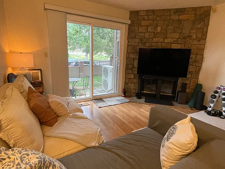 312 Wright St #109 — Photo 9