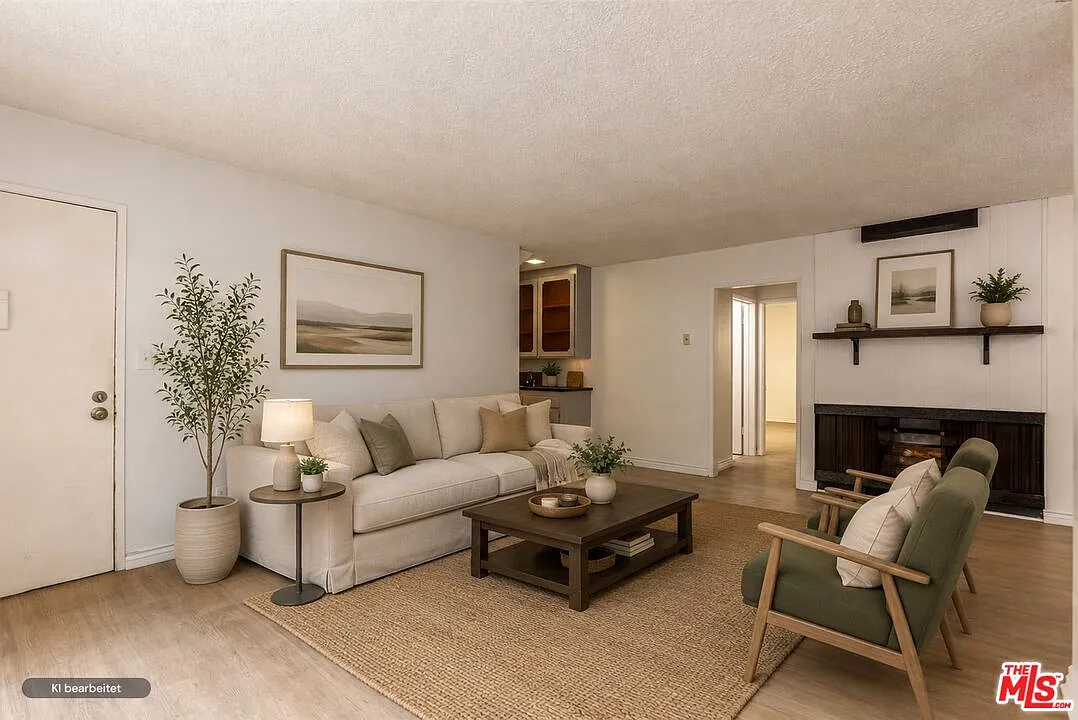 1 bed, 1.0 bath, 800 sqft, $2,395 — Photo 3