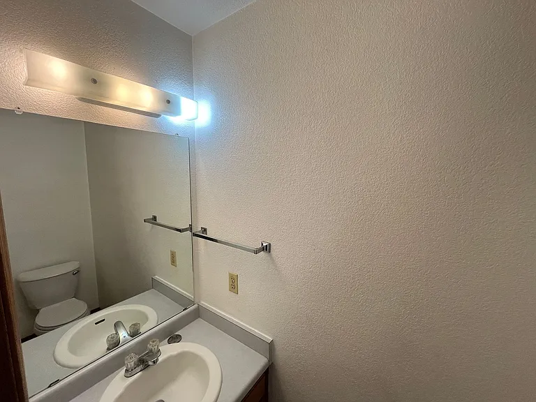 7734 Yates St — Photo 11