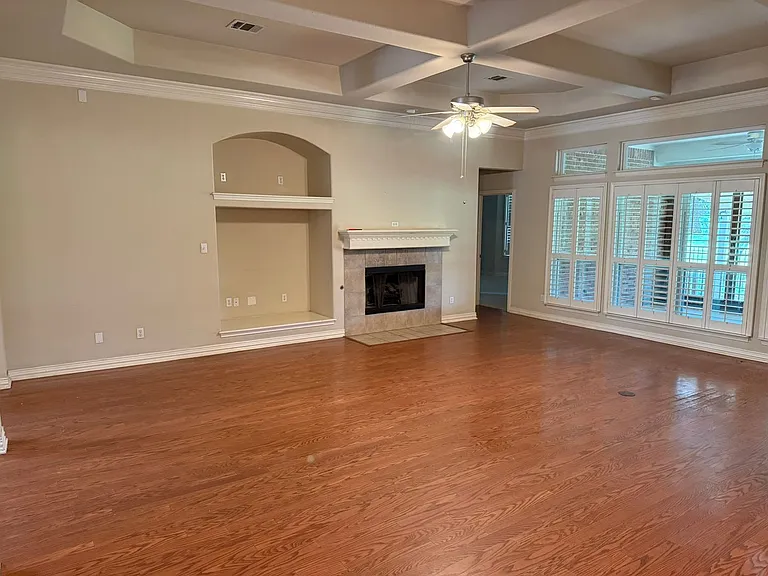 24922 Shinnecock Trl — Photo 2