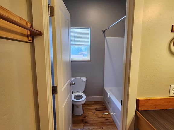 5th image of 2024 39th St