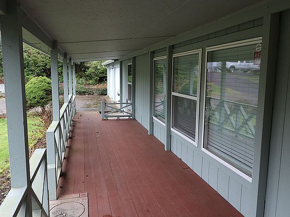 2nd image of 22002 200th Ln
