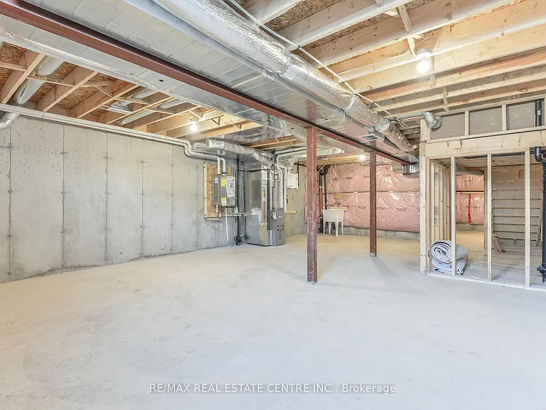 44 Cittadella Blvd — Photo 26