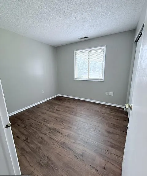 511 Ravens Crest Dr — Photo 9