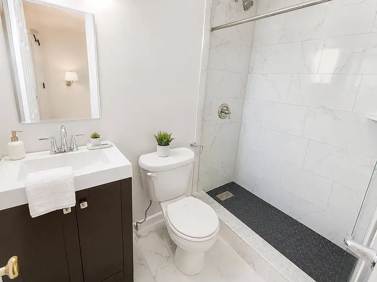 Primary room bathroom #1