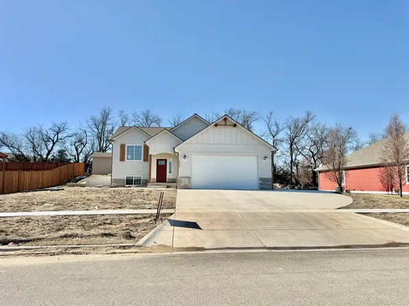 1213 Saint Patricks Dr, Chapman, KS 67431