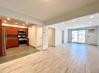 66-57 69th St #3, Middle Village, NY 11379