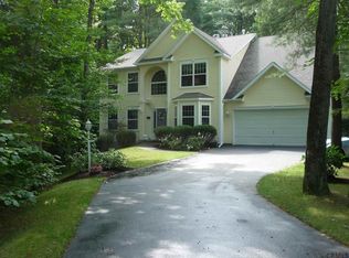 6 Brittany Ter, Gansevoort, NY 12831