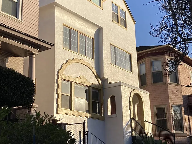 1530-1532 Filbert — Photo 9