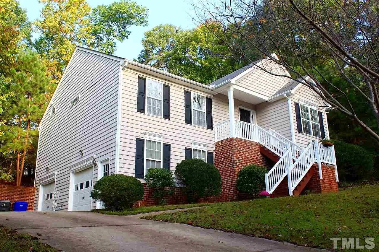 504 Town Crier Ct — Photo 2