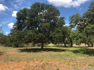 37 Deerwood Circle, Bandera, TX 78003