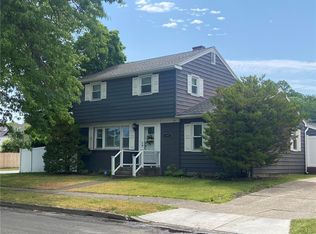 2003 Oxford St, Erie, PA 16505