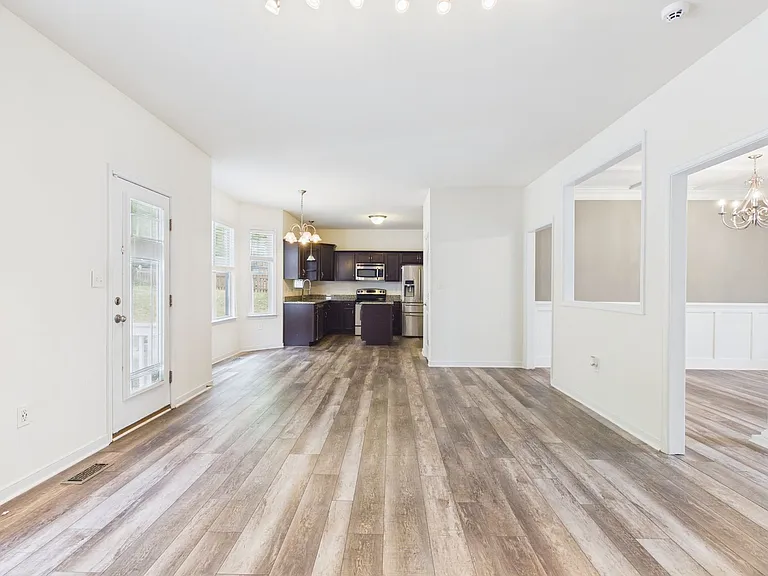 3015 Chislet Dr — Photo 10