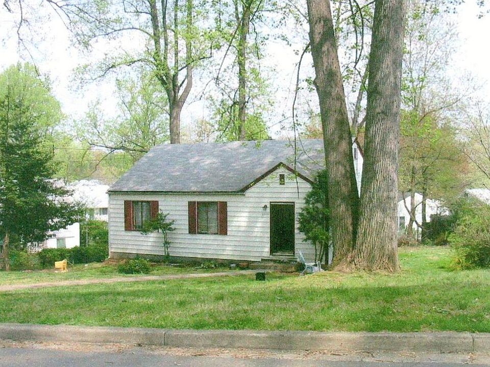1st image of 2003 Oswald Pl