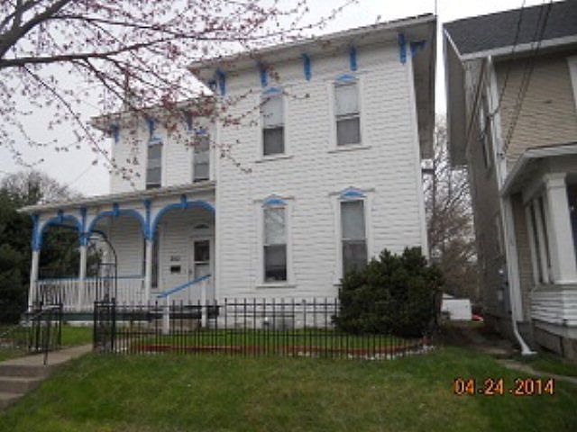 1st image of 202-204 E Liberty St