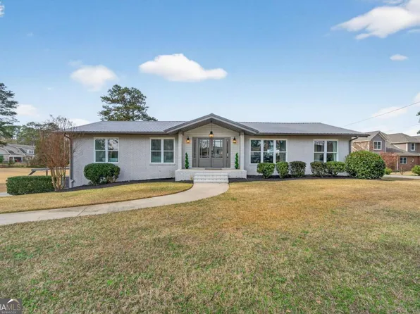 116 Island View Dr NE, Milledgeville, GA 31061