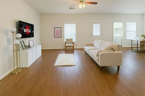 102 Cecil Cir #ID1579197P Photo 1