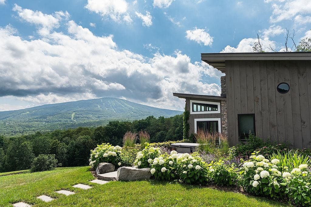 25 Mountain Haunts Road, Bondville, VT 05340 | MLS #5029450 | Zillow