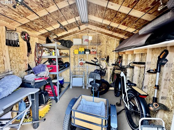 15889 Sunset Strip SPACE 15, Brookings, OR 97415