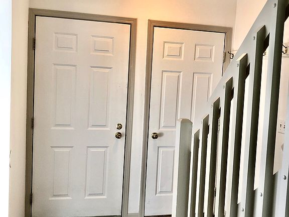5th image of 4116 Meadowleigh Way