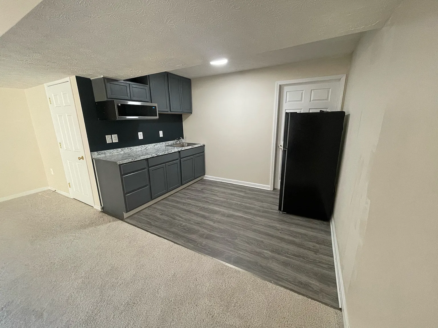 1 bed, 1000 sqft, $1,400 — Photo 4
