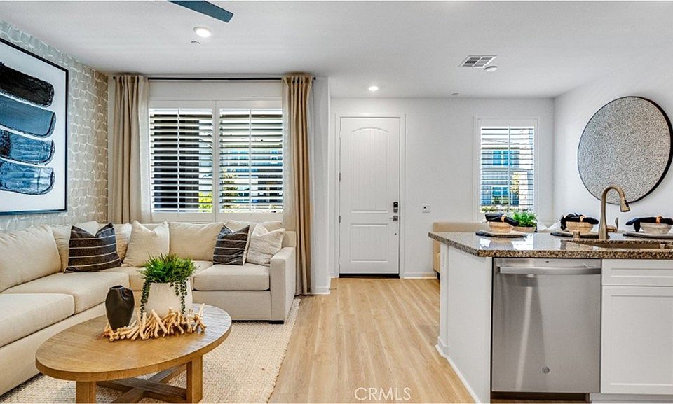 1st image of 4272 S Palou Paseo