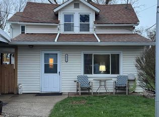 24521 Maple St, Stony Ridge, OH