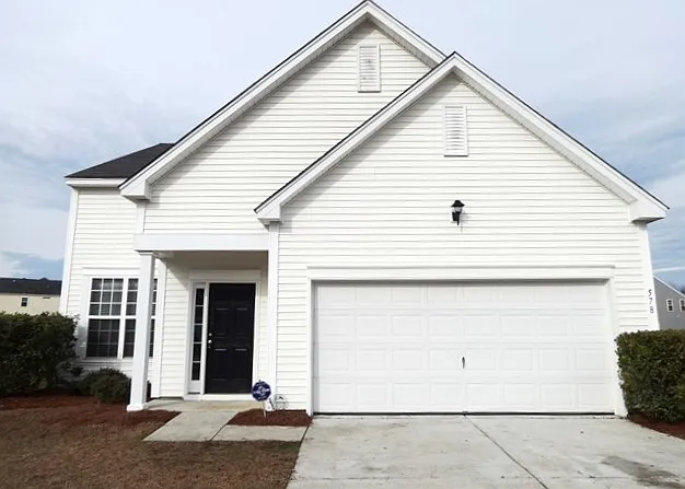 578 English Oak Cir — Photo 1