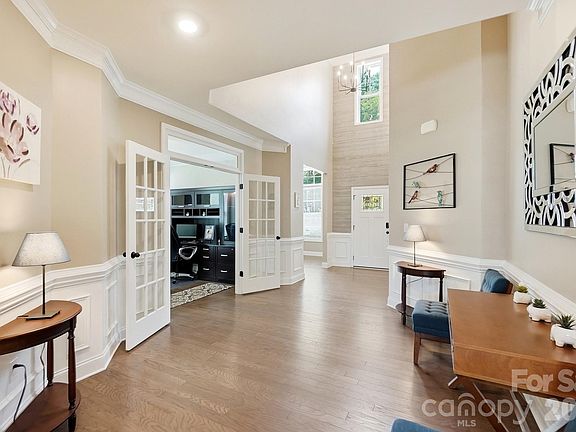 3rd image of 3115 Fillmore Ter