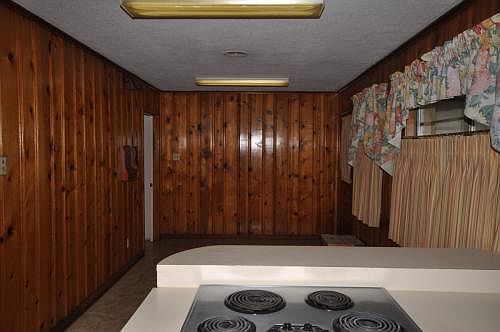 3rd image of 120 Beauregard St