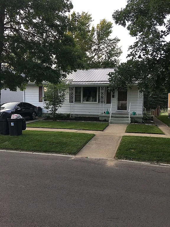 120 W Summit St photo 1