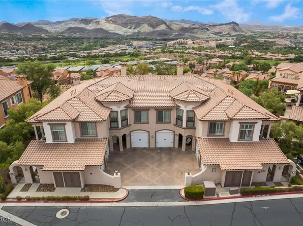 24 Via Vasari Unit 204, Henderson, NV 89011