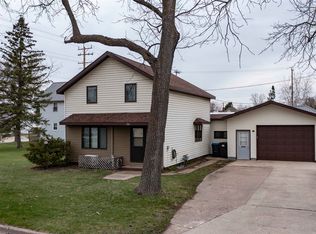 204 E Wisconsin St, Weyauwega, WI 54983