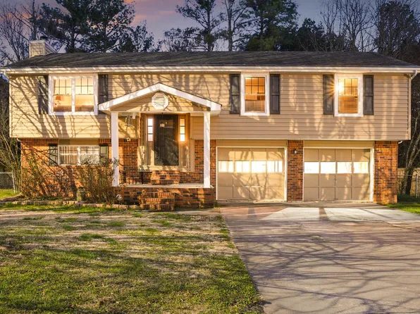 1719 Cannon Dr, Fort Oglethorpe, GA 30742