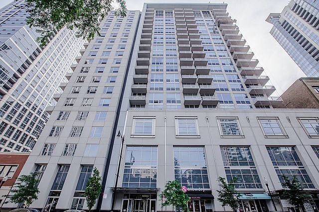 1st image of 1305 S Michigan Ave APT 706
