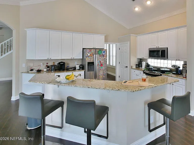 141 Deer Cove Dr — Photo 10