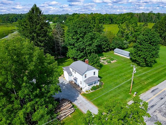 5th image of 403 Old Ash Rd