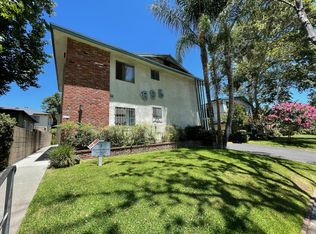 695 E Villa St APT 9, Pasadena, CA 91101