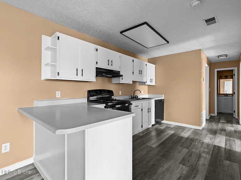 2430 McKindree Ct — Photo 9