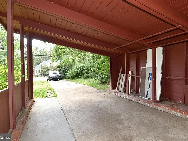3415 Gallows Rd — Photo 29
