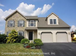 11 Lewiston Cir, Lancaster, PA 17601